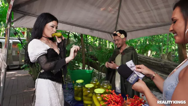 Poster: MoneyTalks, RealityKings: Asteria Jade - Ren Faire FullHD