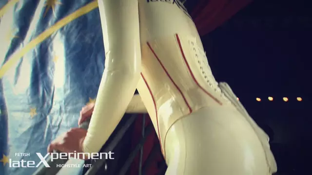 Poster: Sophie Green - LateXperiment