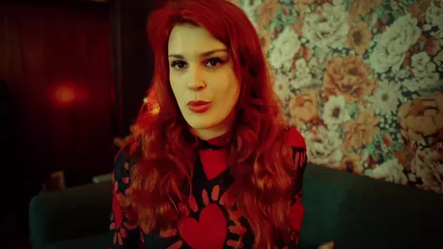 Poster: OLIVE WOOD - Mommy Gives You The Talk