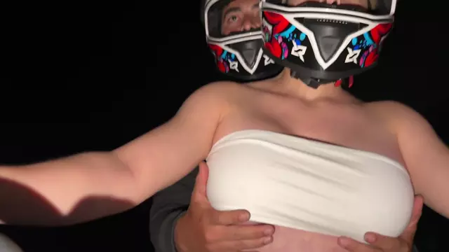 Poster: Sweetfantassy - I Picked Up A DIDI Customer Without A Bra And He Made Me Cum On My Panties Again FullHD