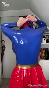 Poster: Supergirl Dressing Up - FetiliciousFans