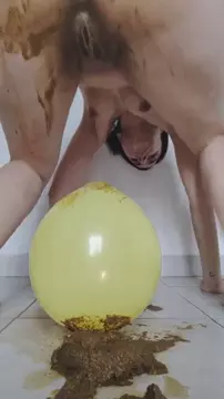 Poster: Amy_Dirty00 – Masturbating With A Balloon With Shit In It! SD